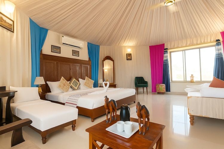 Sunrise Desert Resort Maharaja AC Tent