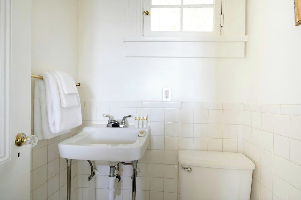 Wellborn Hotel Downtown, Sonder by Marriott Bonvoy Room, 2 Queen Beds 6