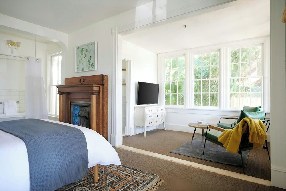 Wellborn Hotel Downtown, Sonder by Marriott Bonvoy Room, 2 Queen Beds 4