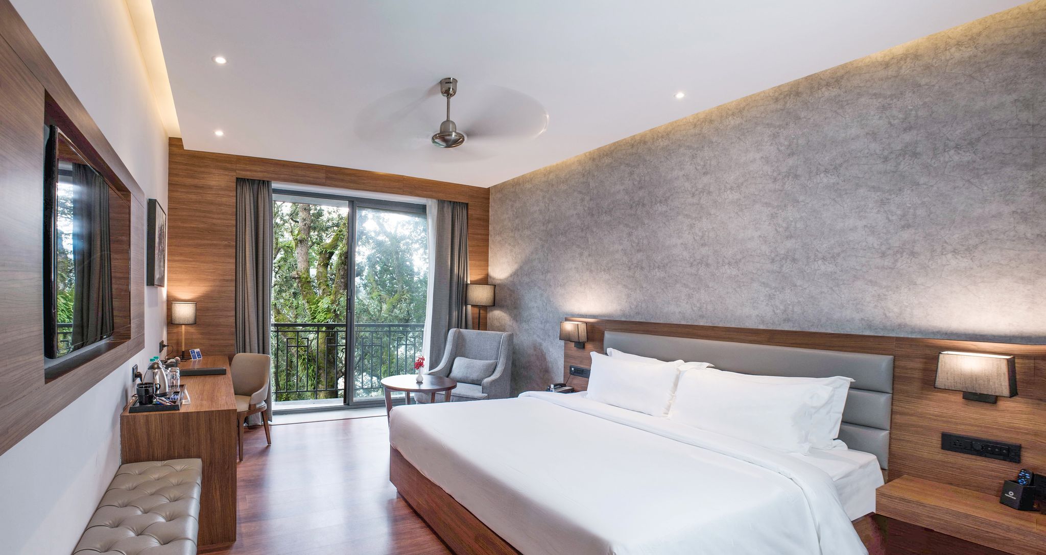 Rosefinch Sarovar Portico Bhimtal Lake View Deluxe Room with Balcony 2