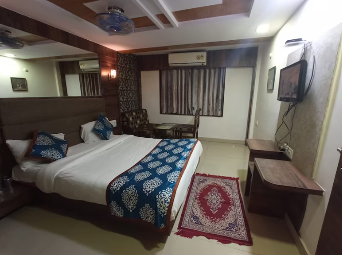 Hotel Sai Yash  Deluxe AC Room