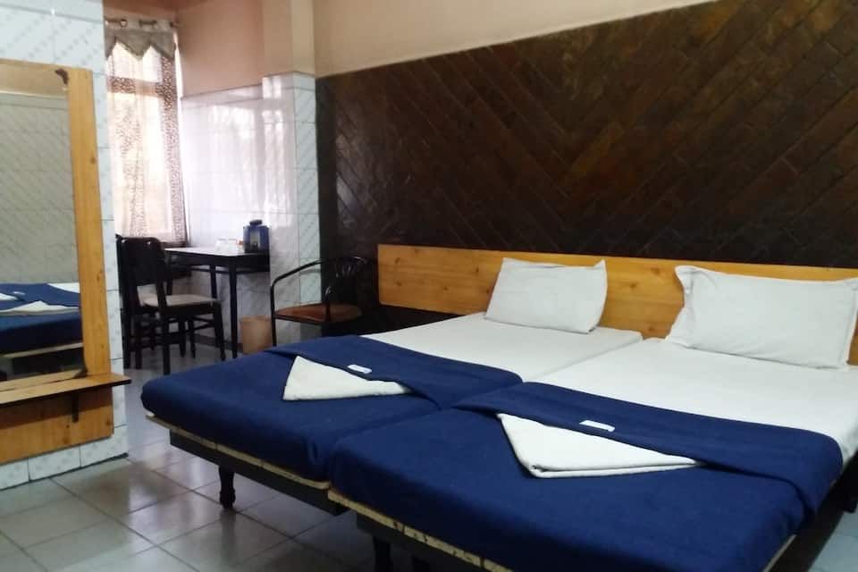 Hotel Haridwar Double Cot Room Non AC 5