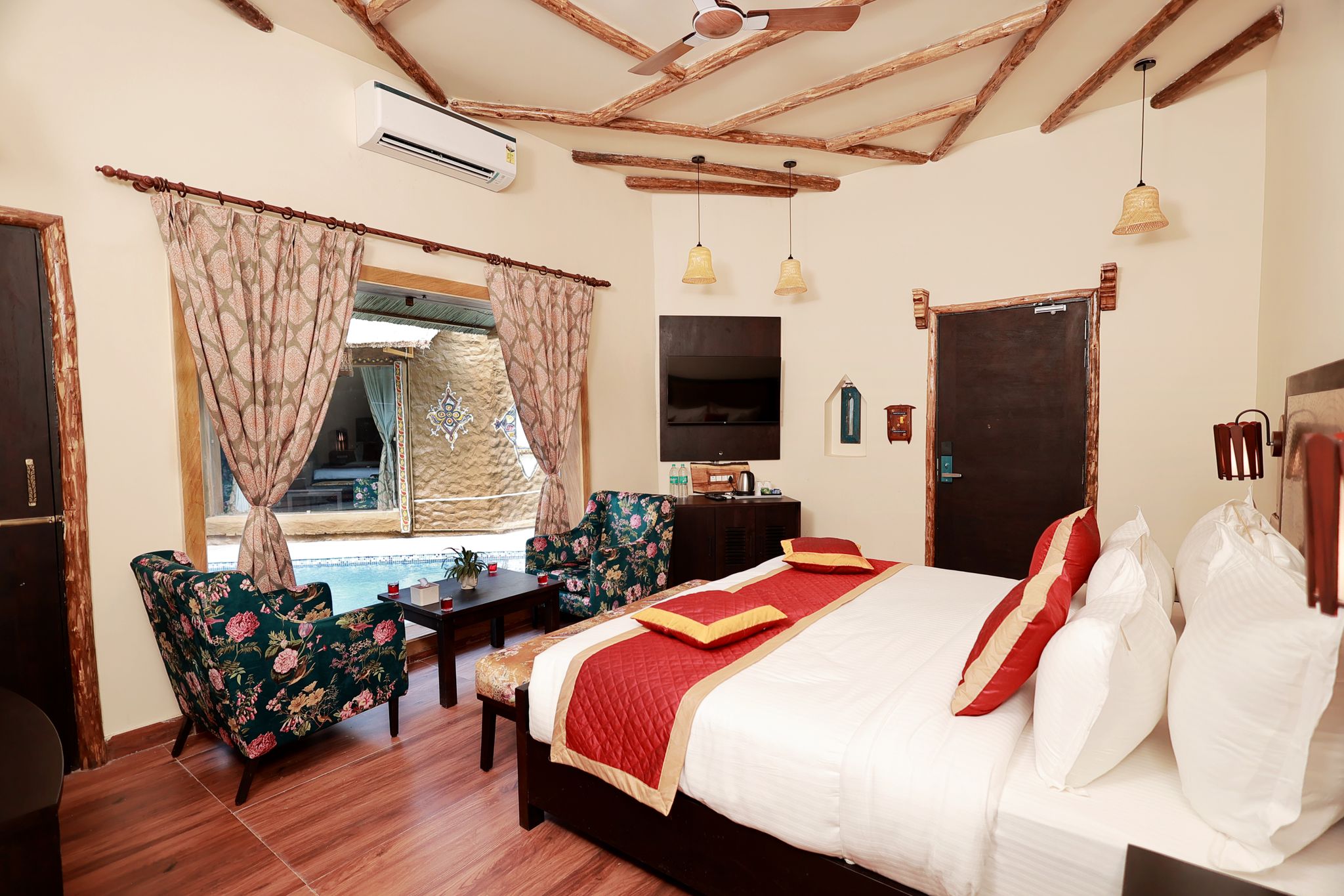 Family Village 2 bedroom Villa with Plunge Pool and Private Sit out