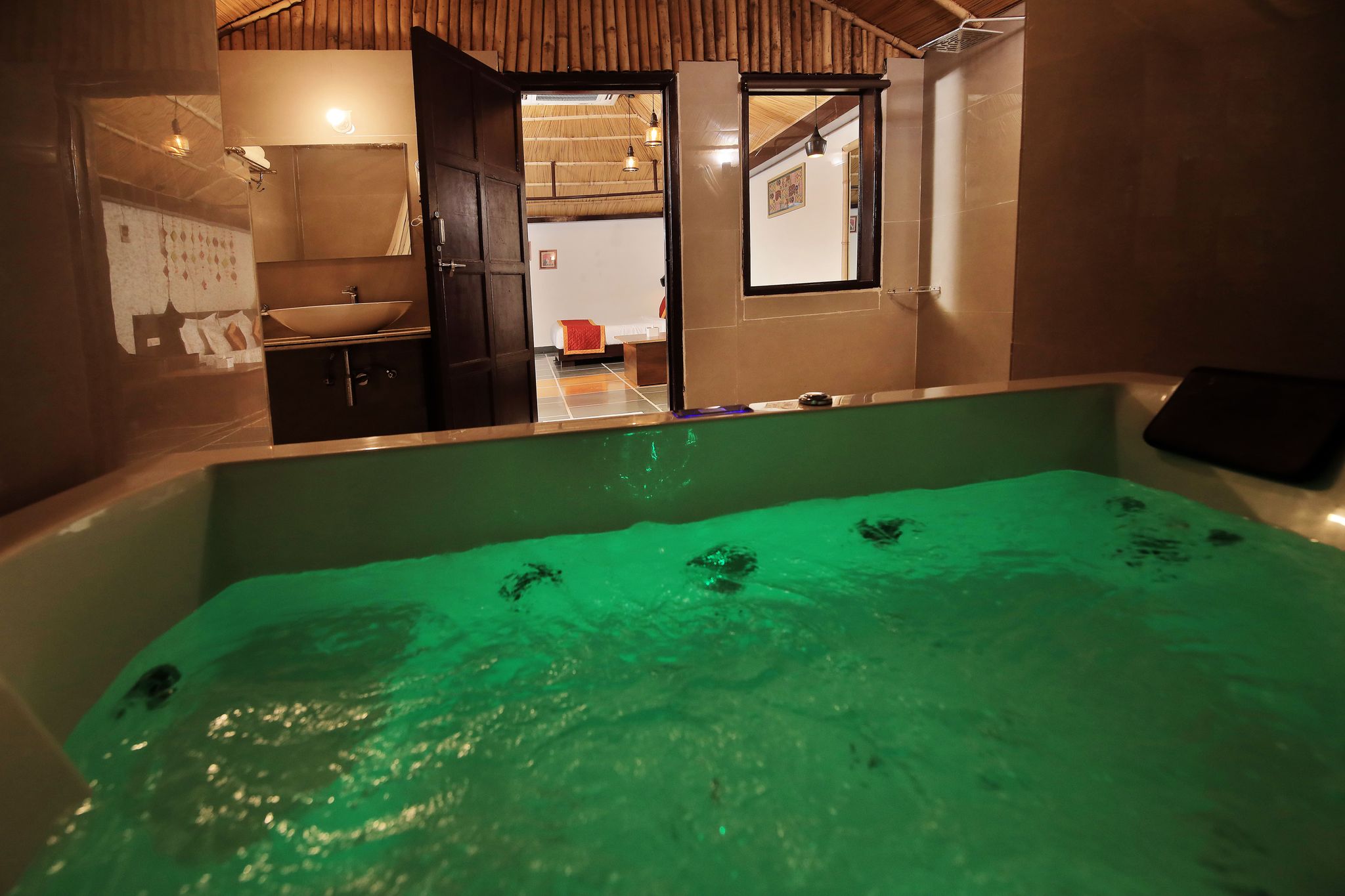 Nature Village Resort Nature Hut with Jacuzzi and Private Sit Out 8