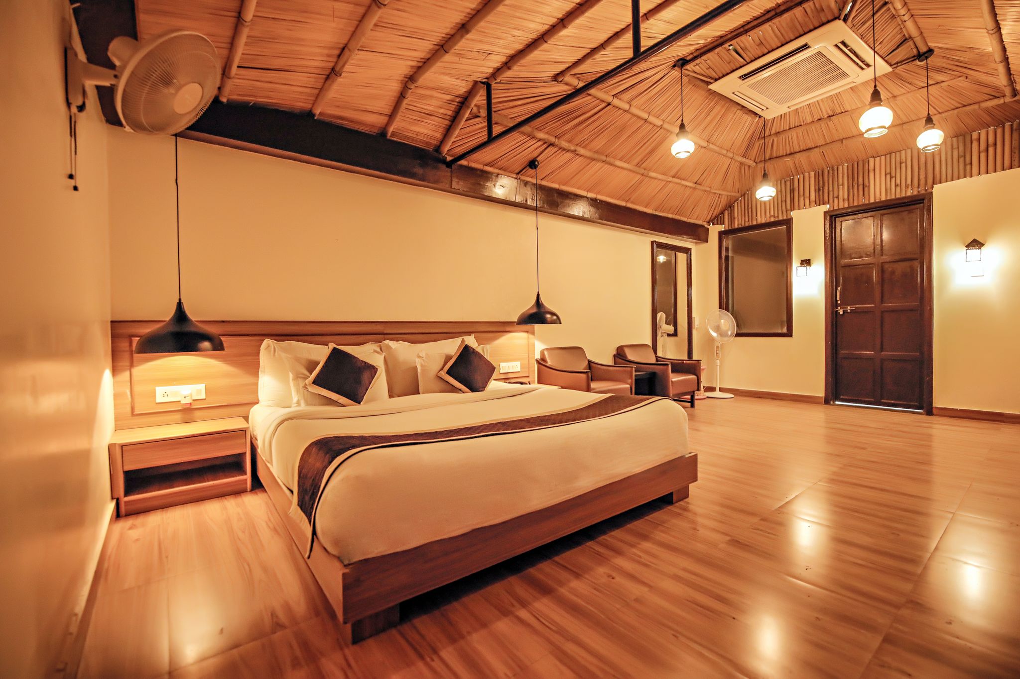 Family 2 bedroom Villa with Plunge Pool and Private Sit out