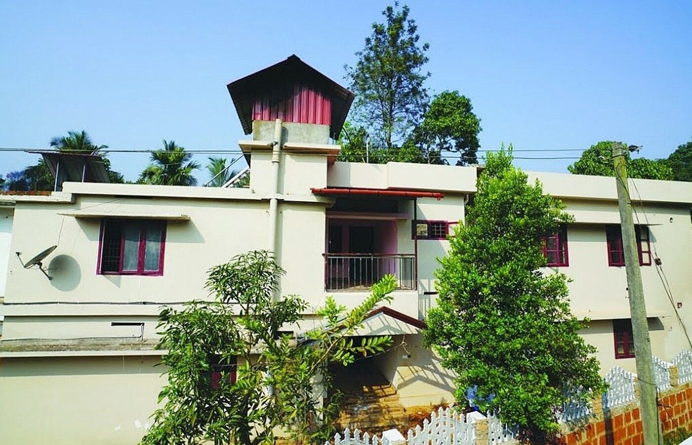 Deluxe Residency