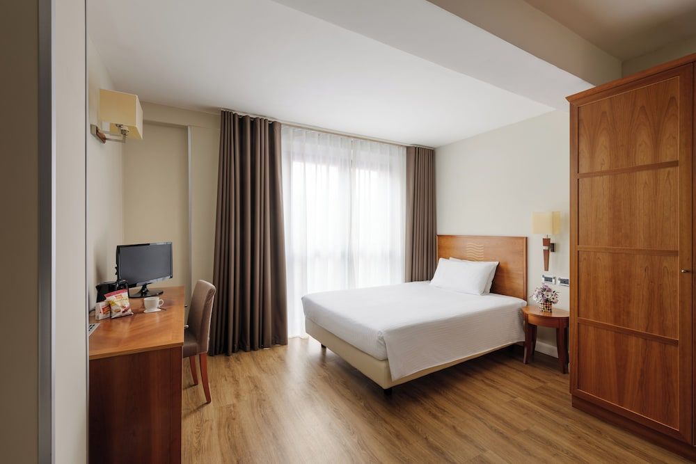 Hotel dei Cavalieri Caserta Single Room (French bed) 2