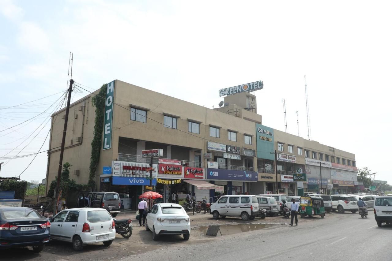 undefined GREENOTEL ROOMS 2