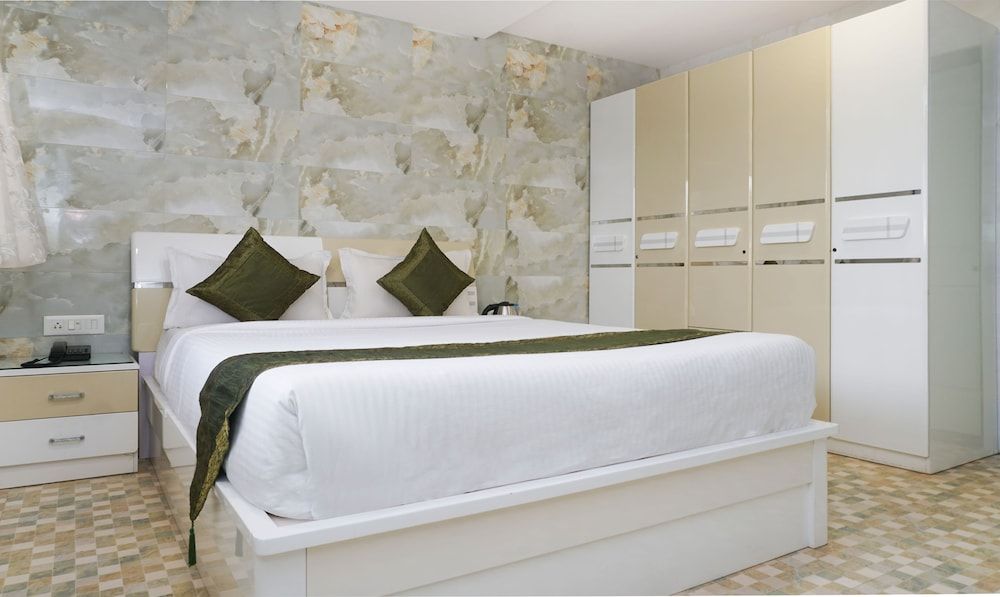 Treebo Trend Casa Bella Resort Standard Room, 1 Queen Bed 8