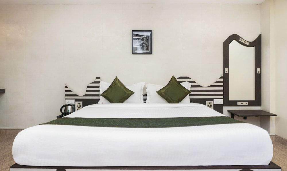 Treebo Trend Casa Bella Resort Standard Room, 1 Queen Bed 7
