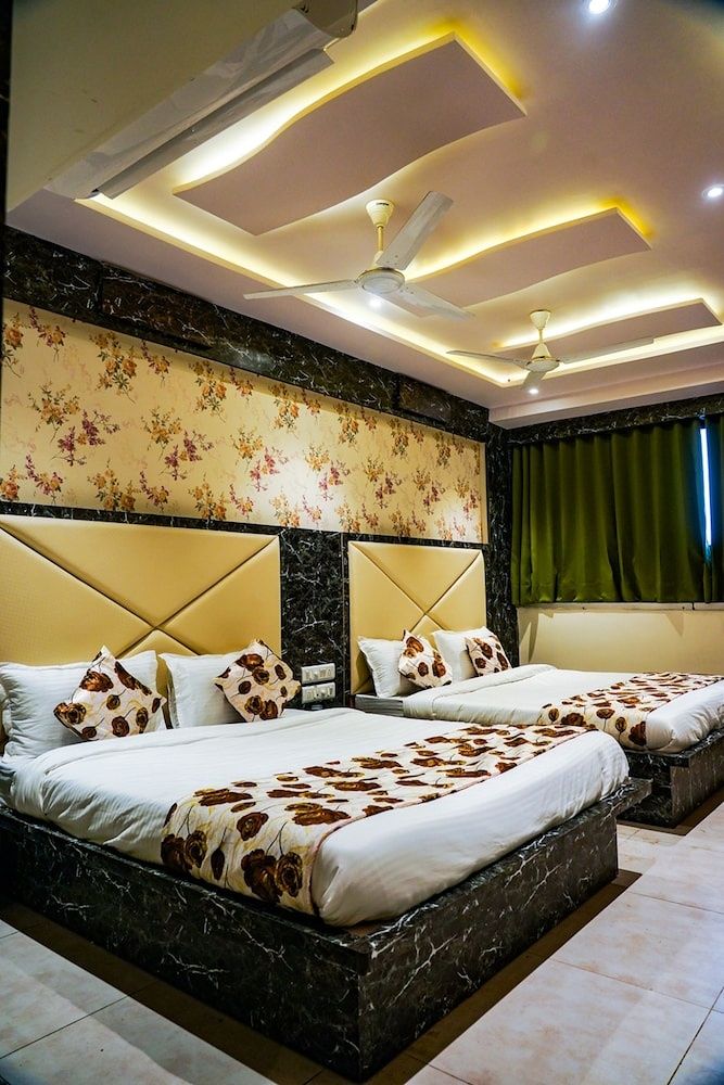 Hotel Privilege Villa Deluxe AC Room 11