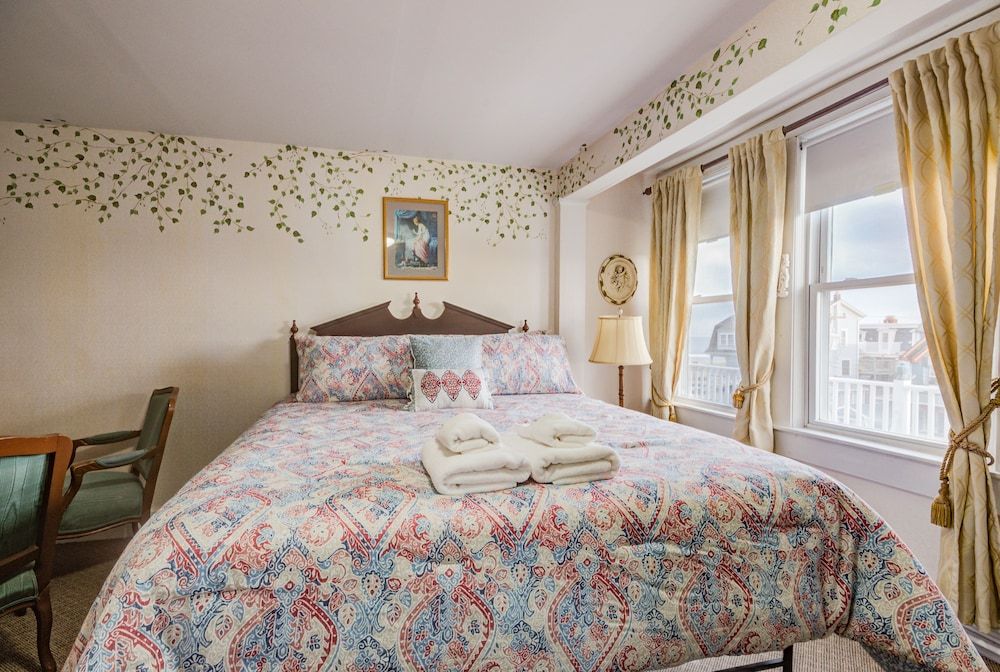 Superior Suite, 1 King Bed, Ensuite