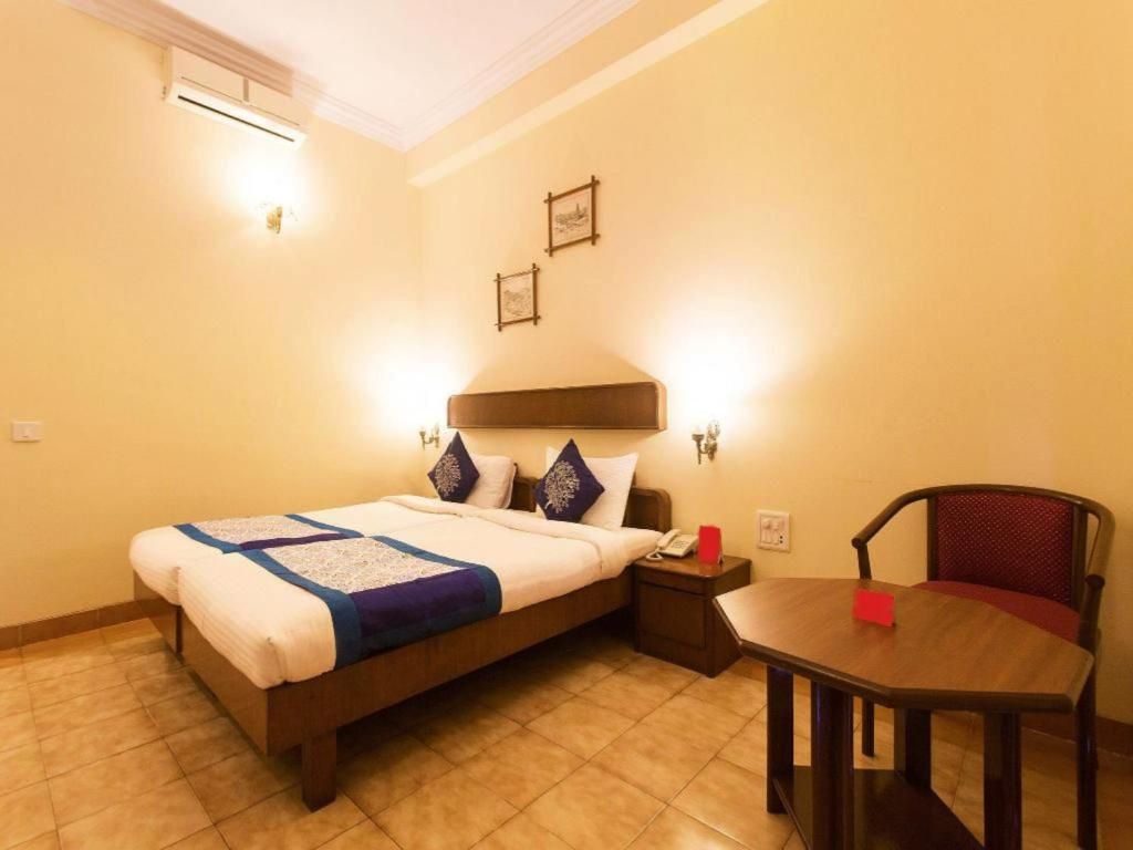 The Dhanhills - a valley view hotel in panchgani Budget Double Room