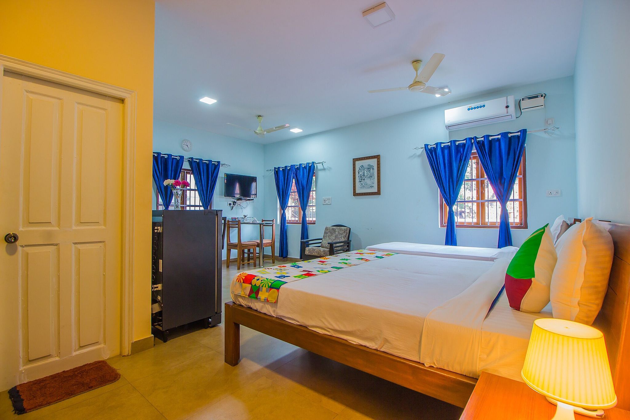 Super Collection O Holy Cross Home Stays Deluxe Room 4