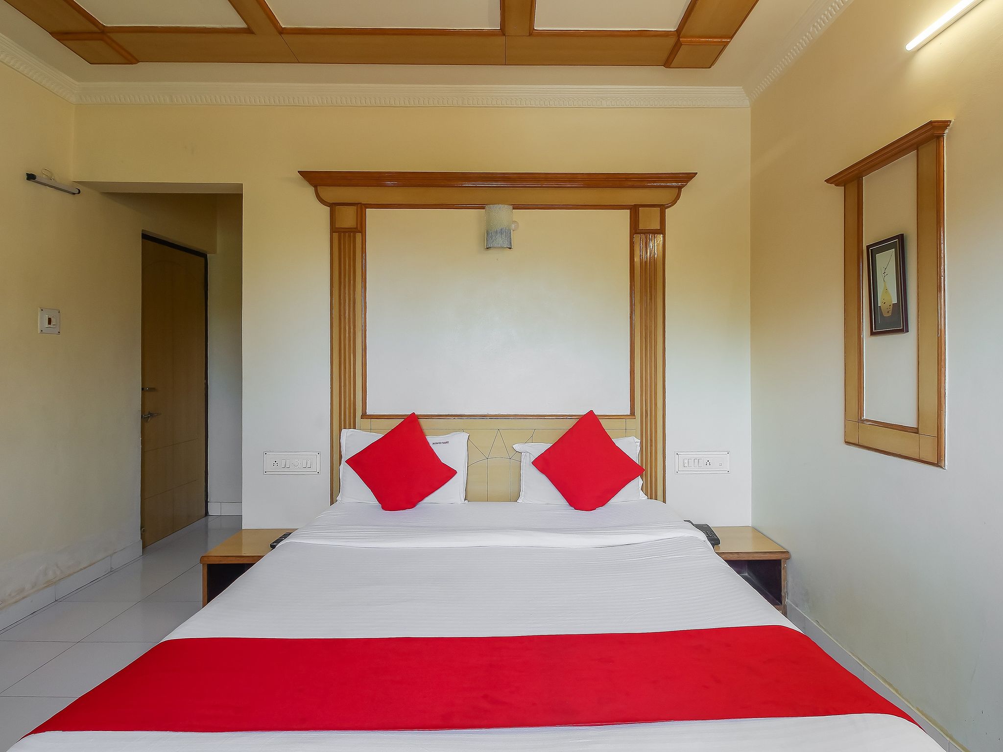 Hotel Suraj Classic Standard Non Ac Room (Standard Bed) 5