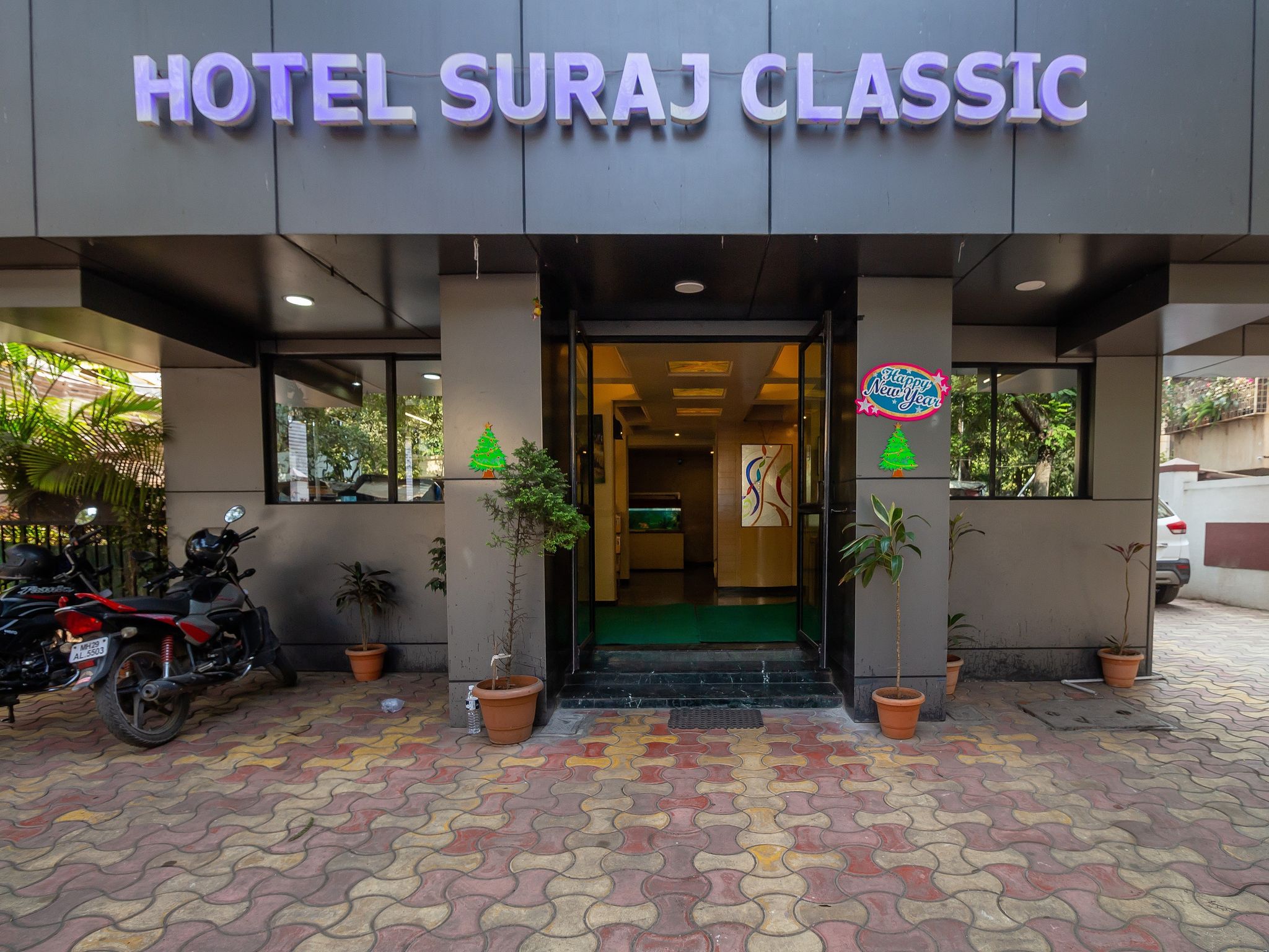 undefined Hotel Suraj Classic 6
