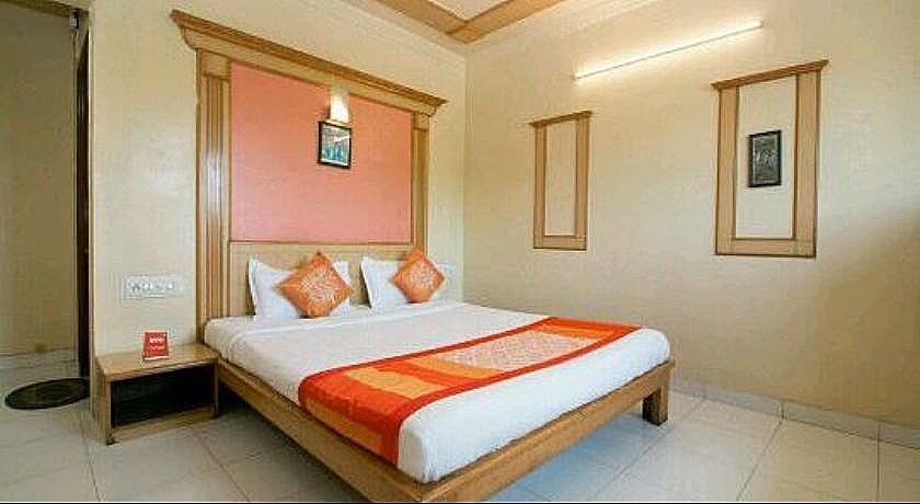 Hotel Suraj Classic Standard Non Ac Room (Standard Bed) 8