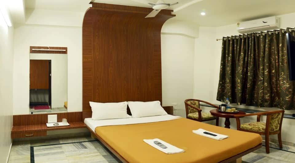 Hotel City Palace Standard AC 2