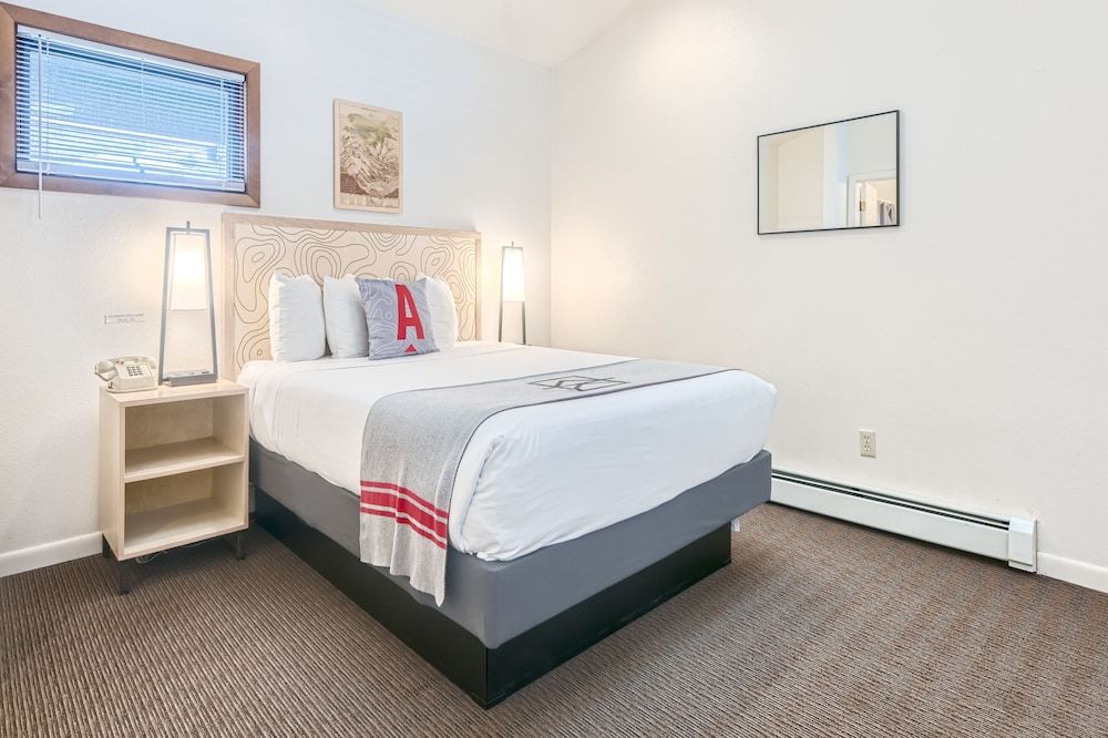 A-Lodge Boulder Adventure Queen 3