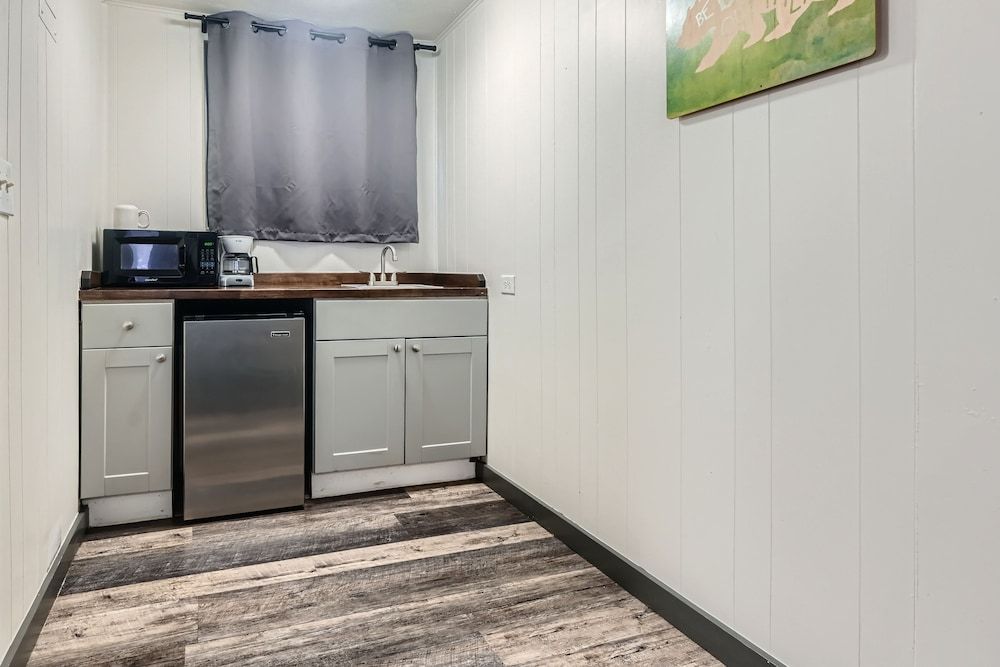 A-Lodge Boulder Basecamp Queen 13