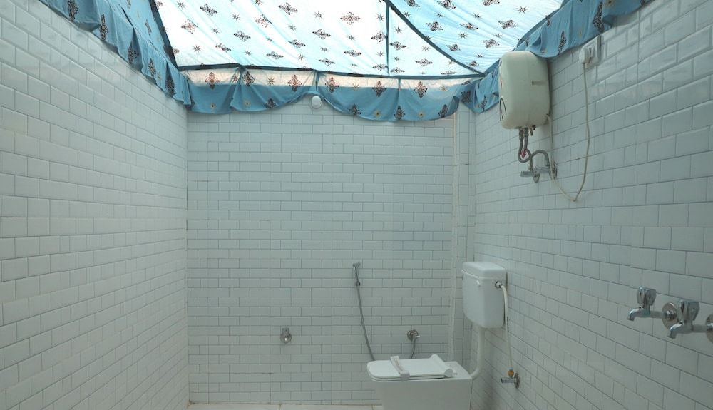 Shiv Tara Desert Camp Standard Cottage 8