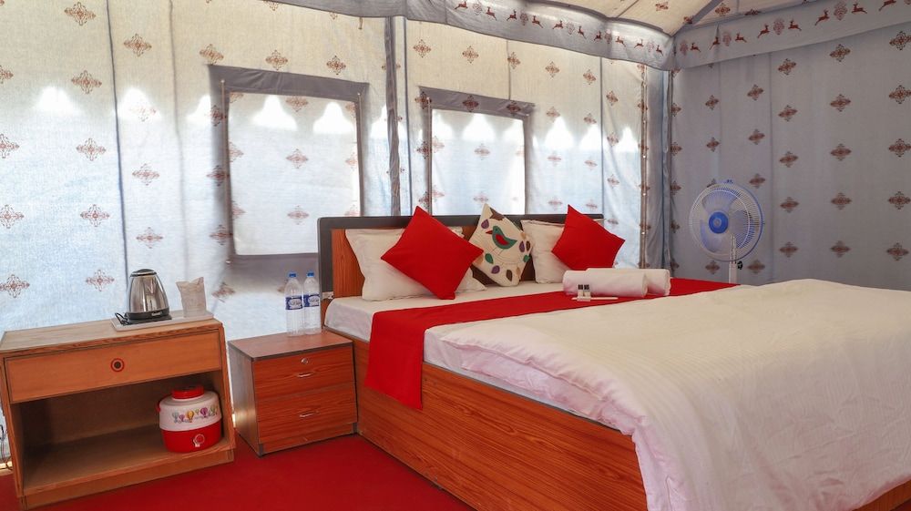 undefined Shiv Tara Desert Camp 7