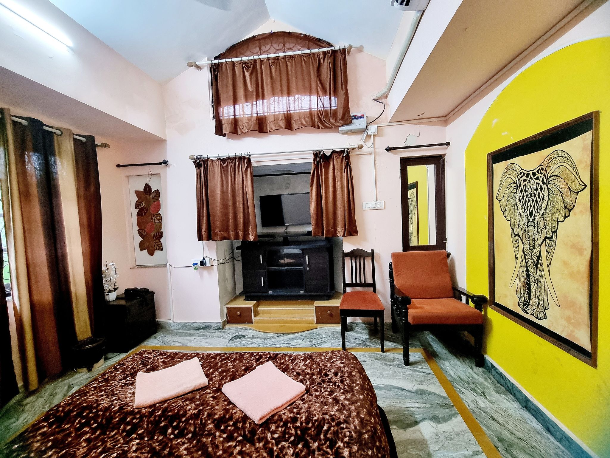 Deluxe Double Room with Balcony - Dudhsagar