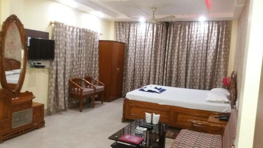 Mohana Beach Resorts Royal Room 2