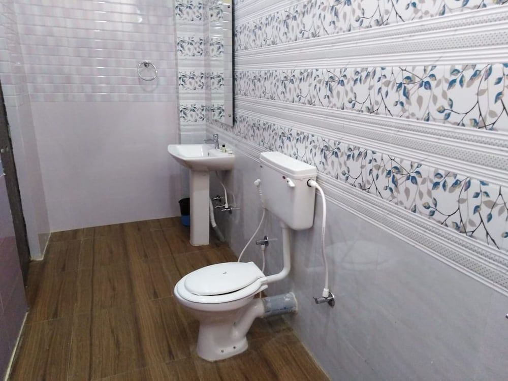 Mohana Beach Resorts Royal Room 7