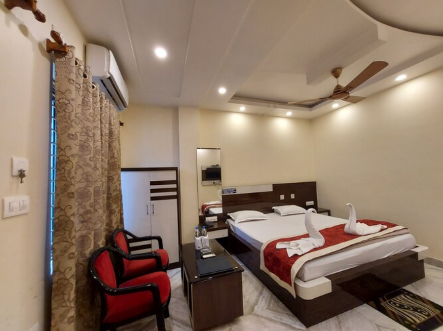 Mohana Beach Resorts Queen Room 2