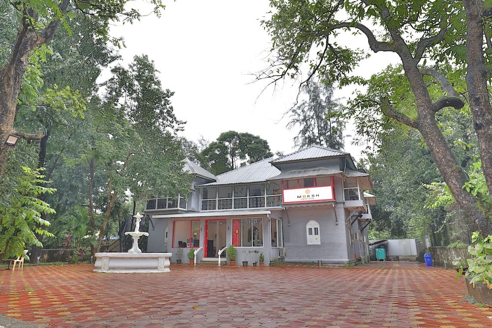 undefined Ritz Heritage 6