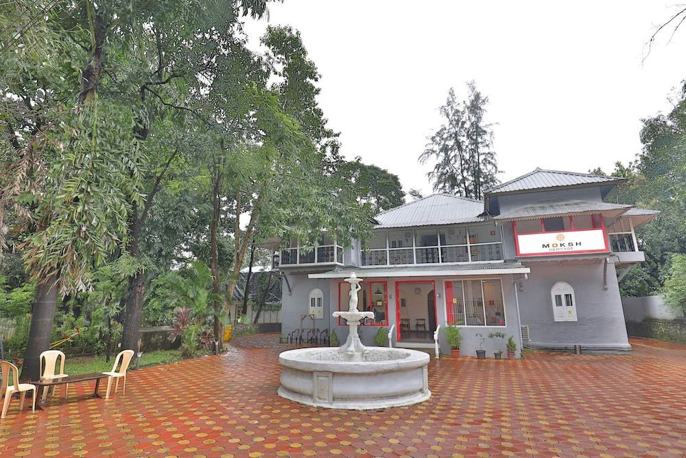 undefined Ritz Heritage