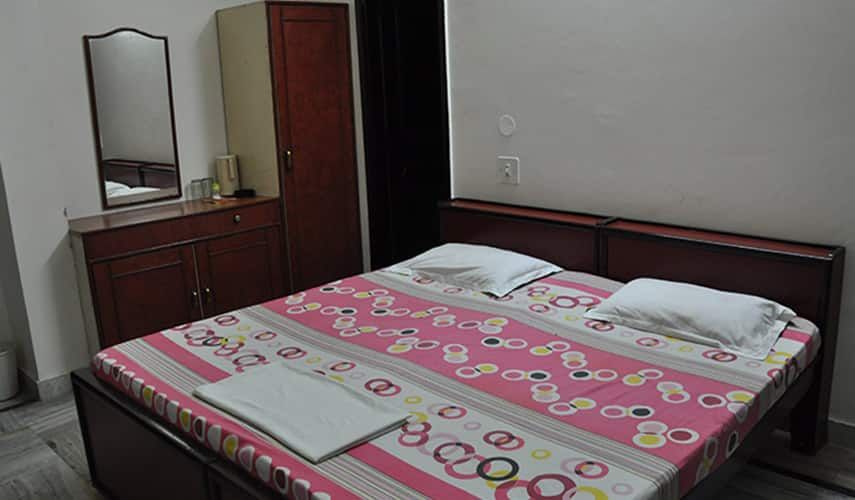 undefined Hotel Pritam Palace 9