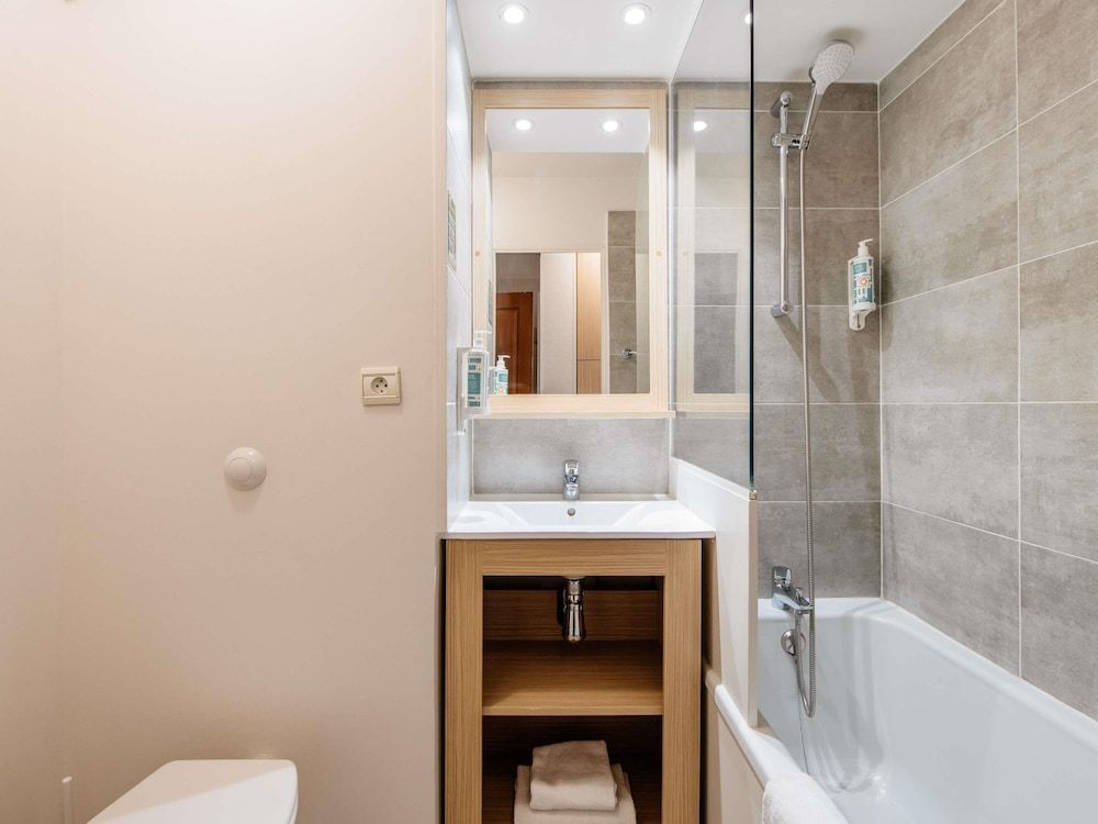 Aparthotel Adagio Access Marseille Prado Perier Studio, 1 Double Bed 7