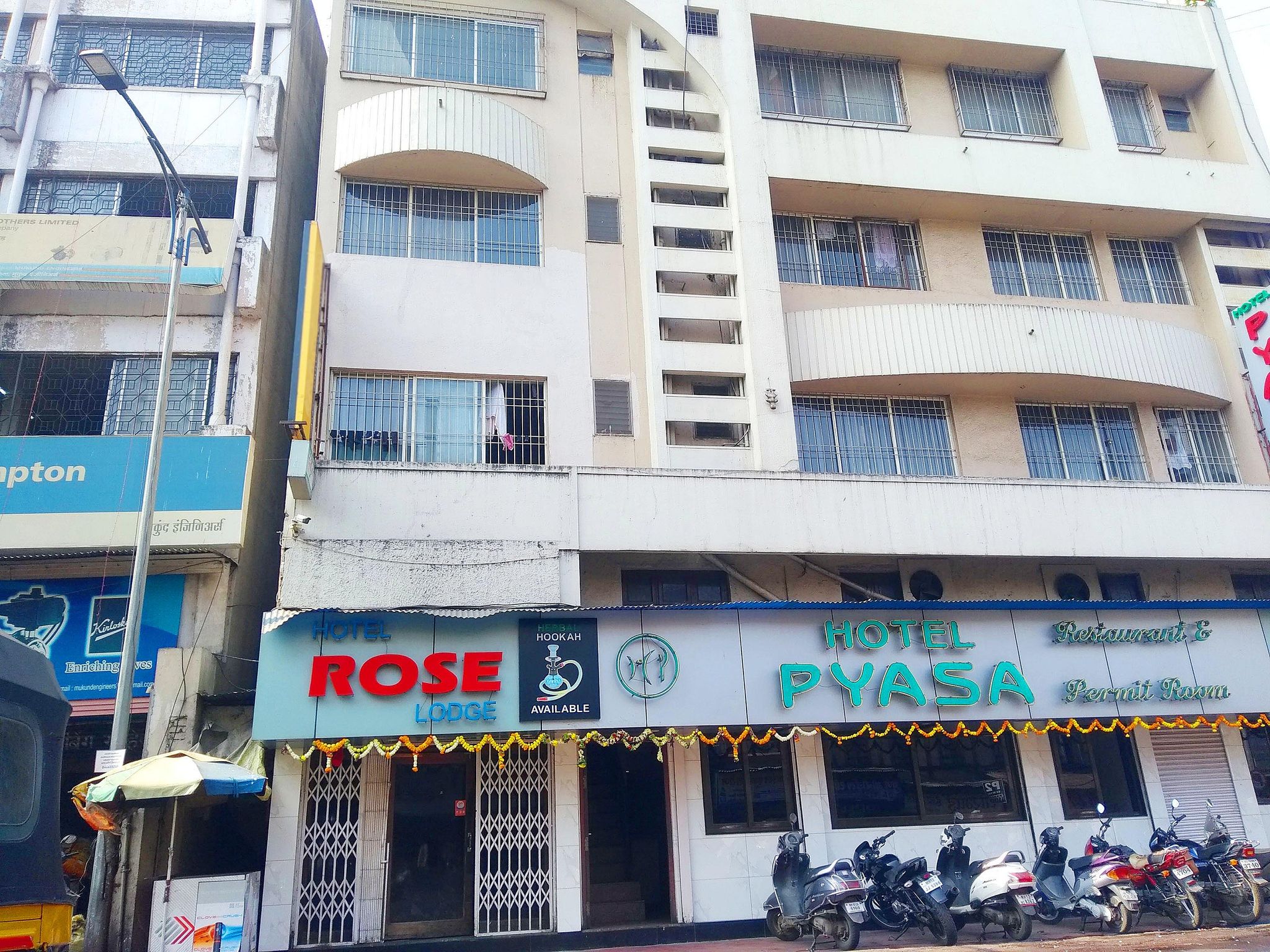 undefined Hotel Rose Lodge 6