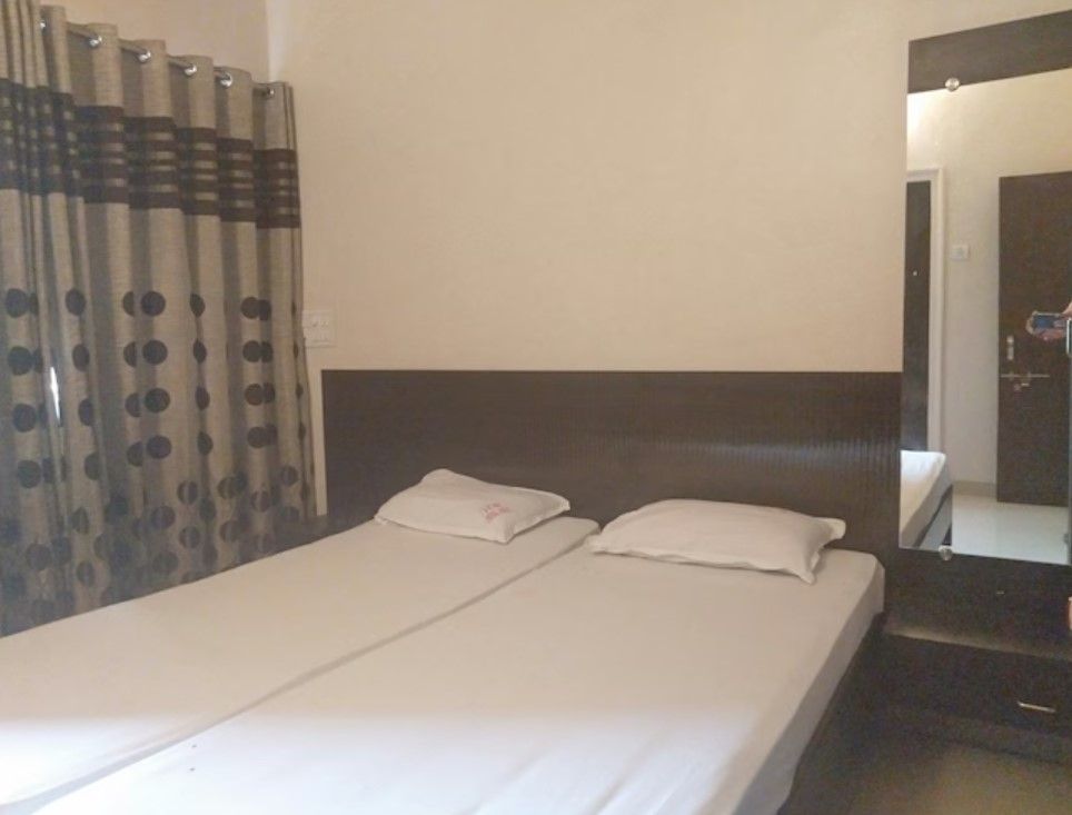Hotel Rose Lodge Deluxe Non Ac Indian National Only