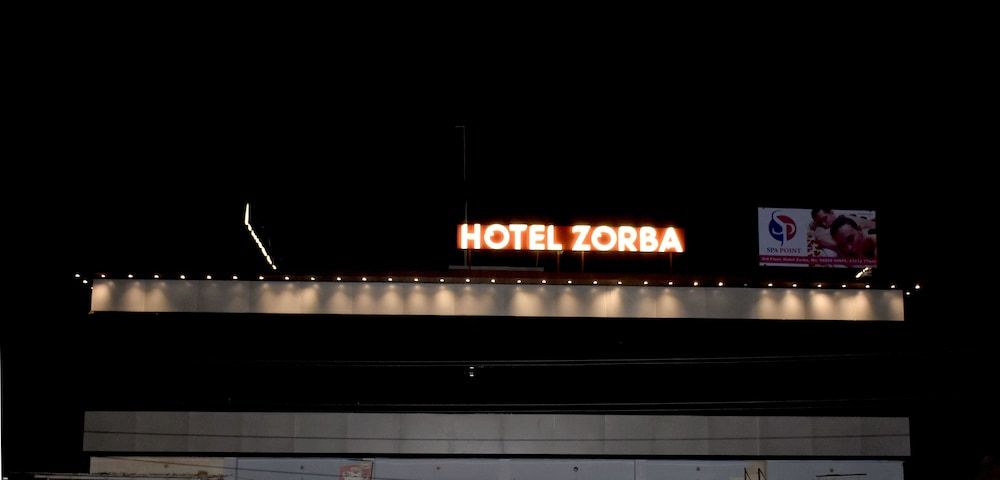 undefined HOTEL ZORBA 7
