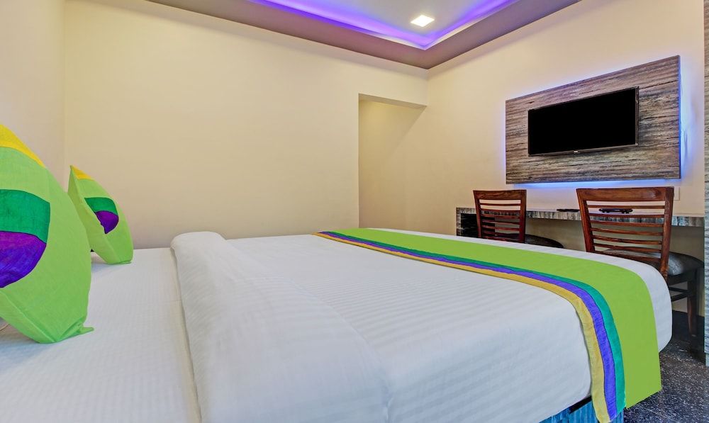 Treebo Dreamworld Standard Double Room 2