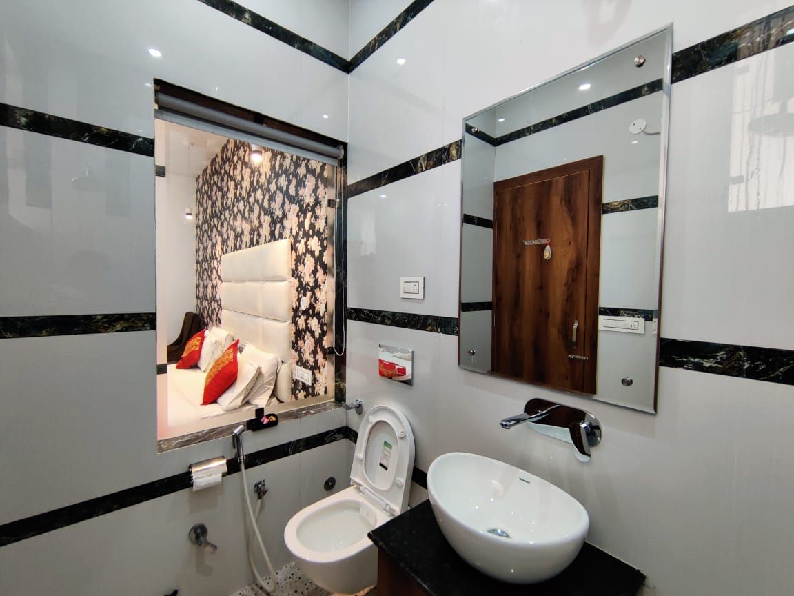 Ontario Deluxe room A.C with wifi