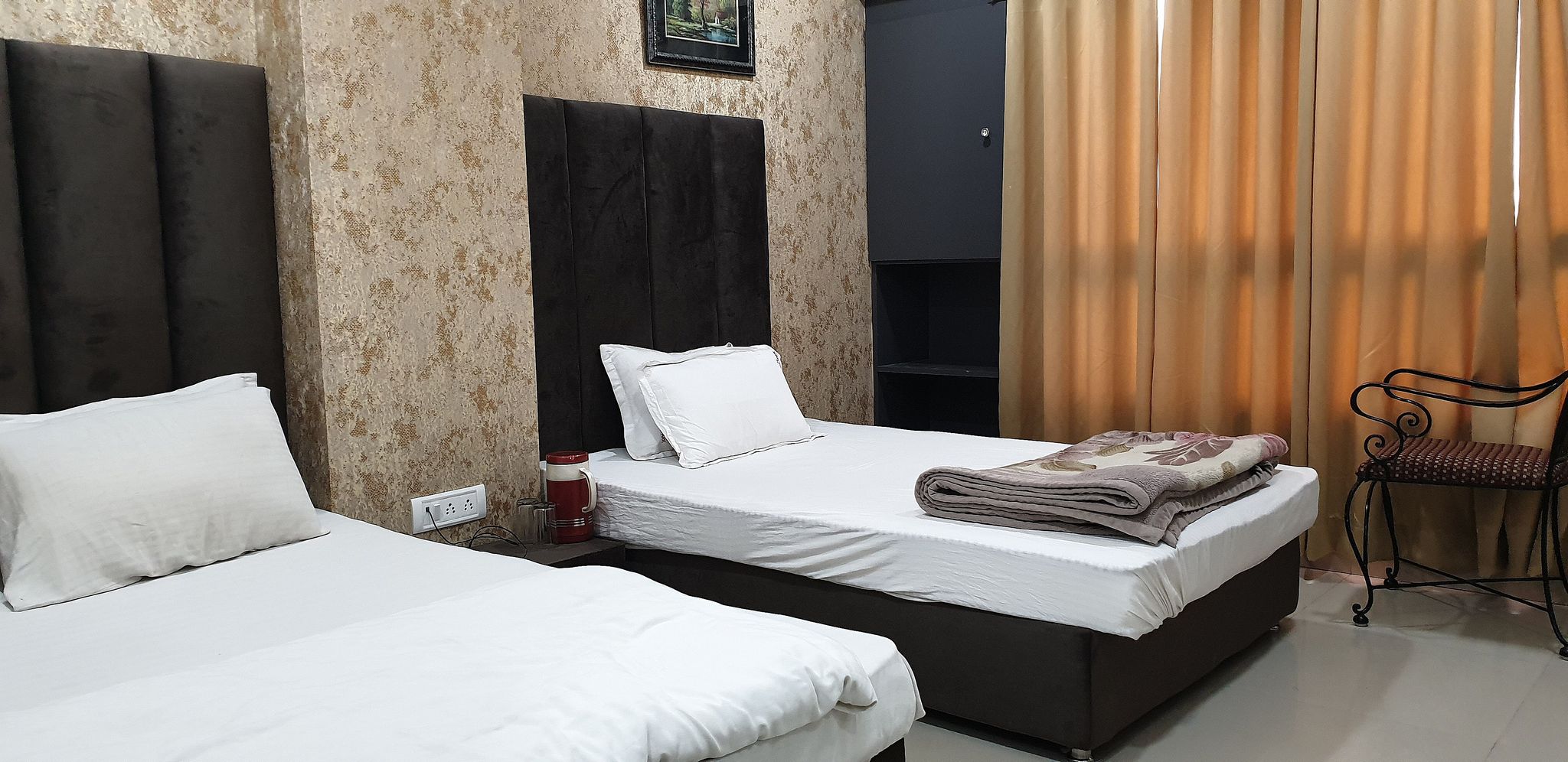 Hotel Park Deluxe AC Room 9