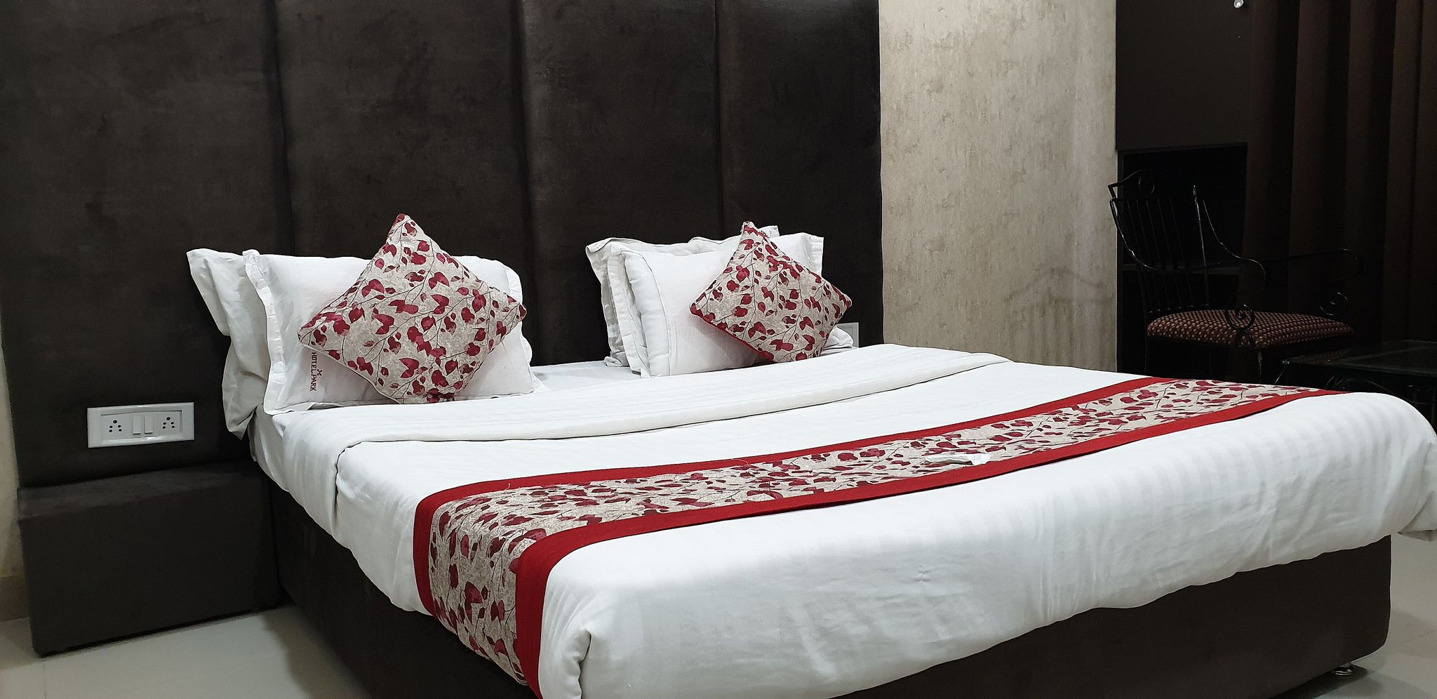 Hotel Park Deluxe AC Room 7