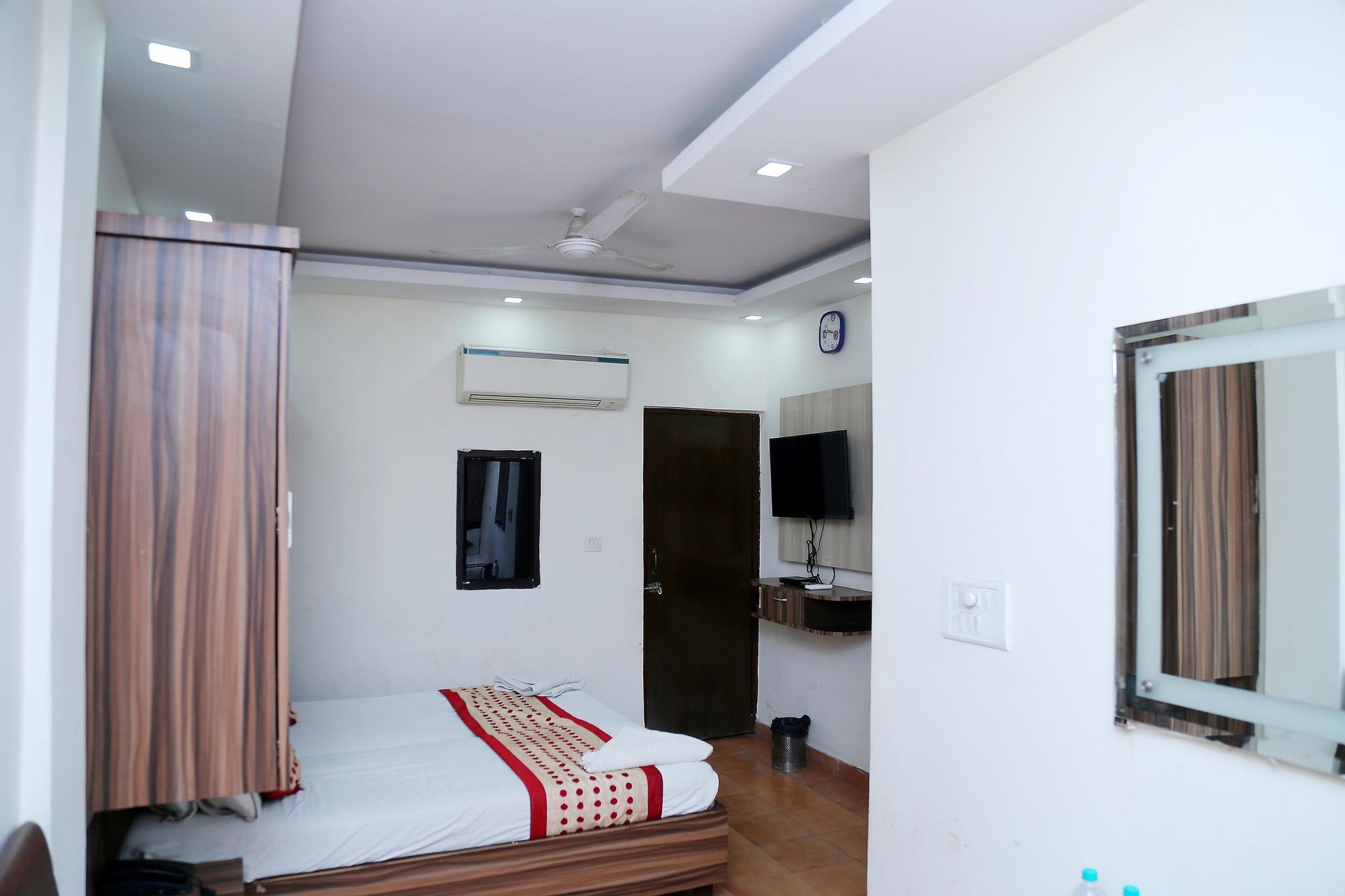 AC Deluxe Single Room