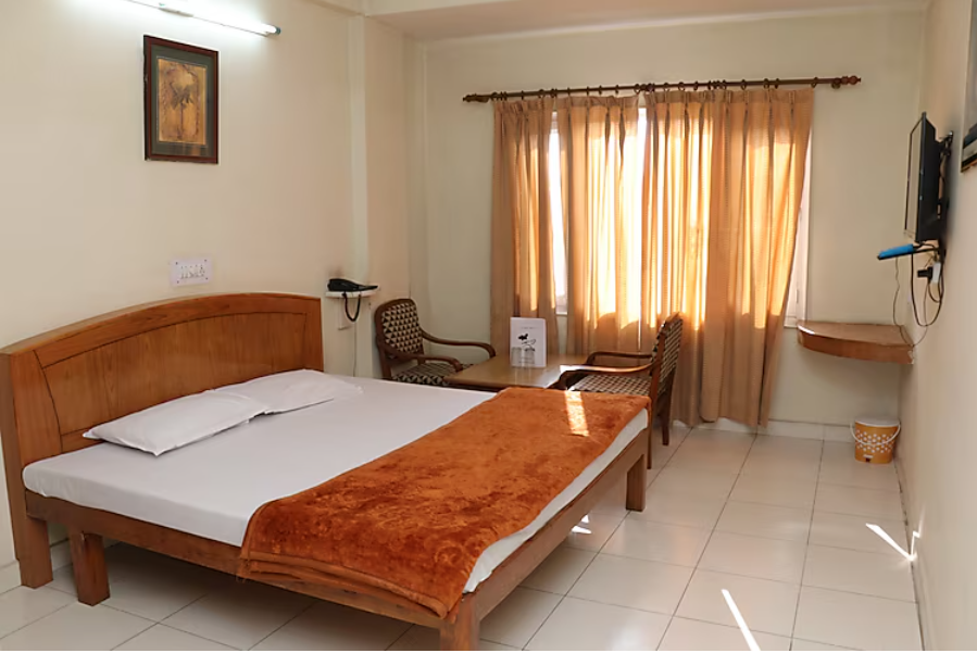 Hotel Highland Regency Standard Room (Non-Ac)