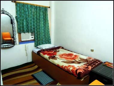 Budget Double Room With Free Airport Drop