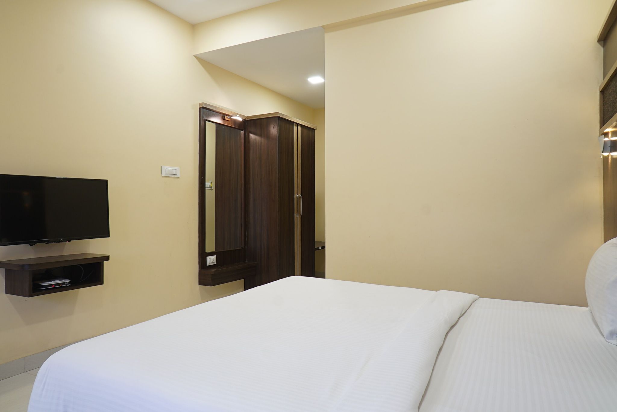 AC Room Without Balcony