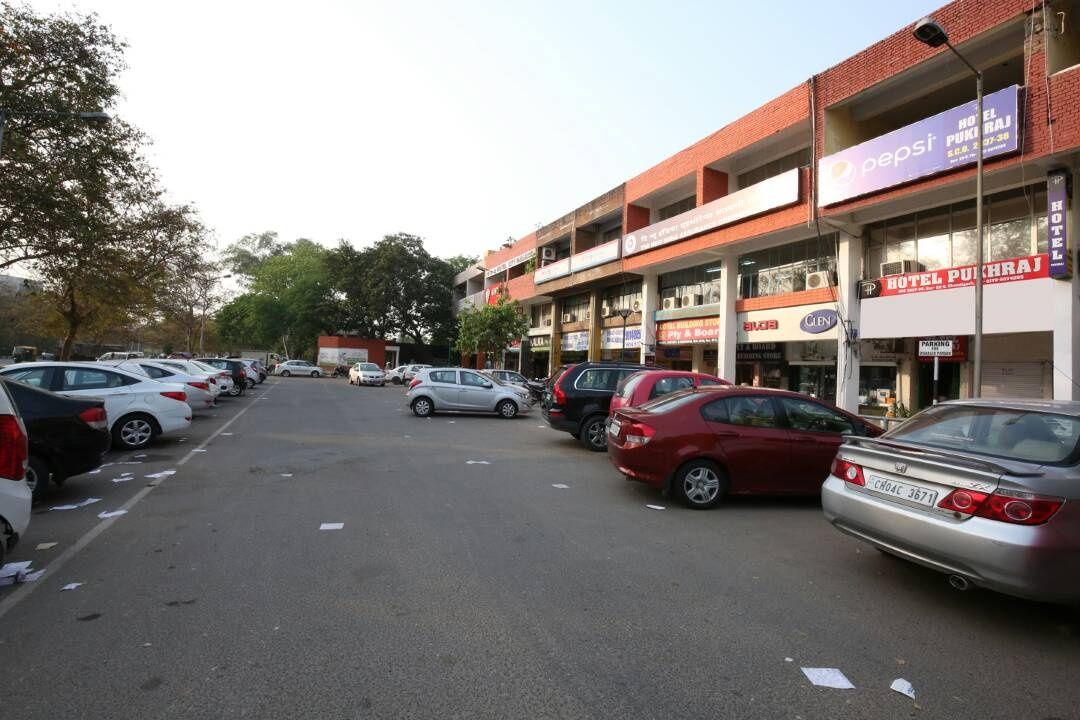 undefined Hotel Pukhraj 6