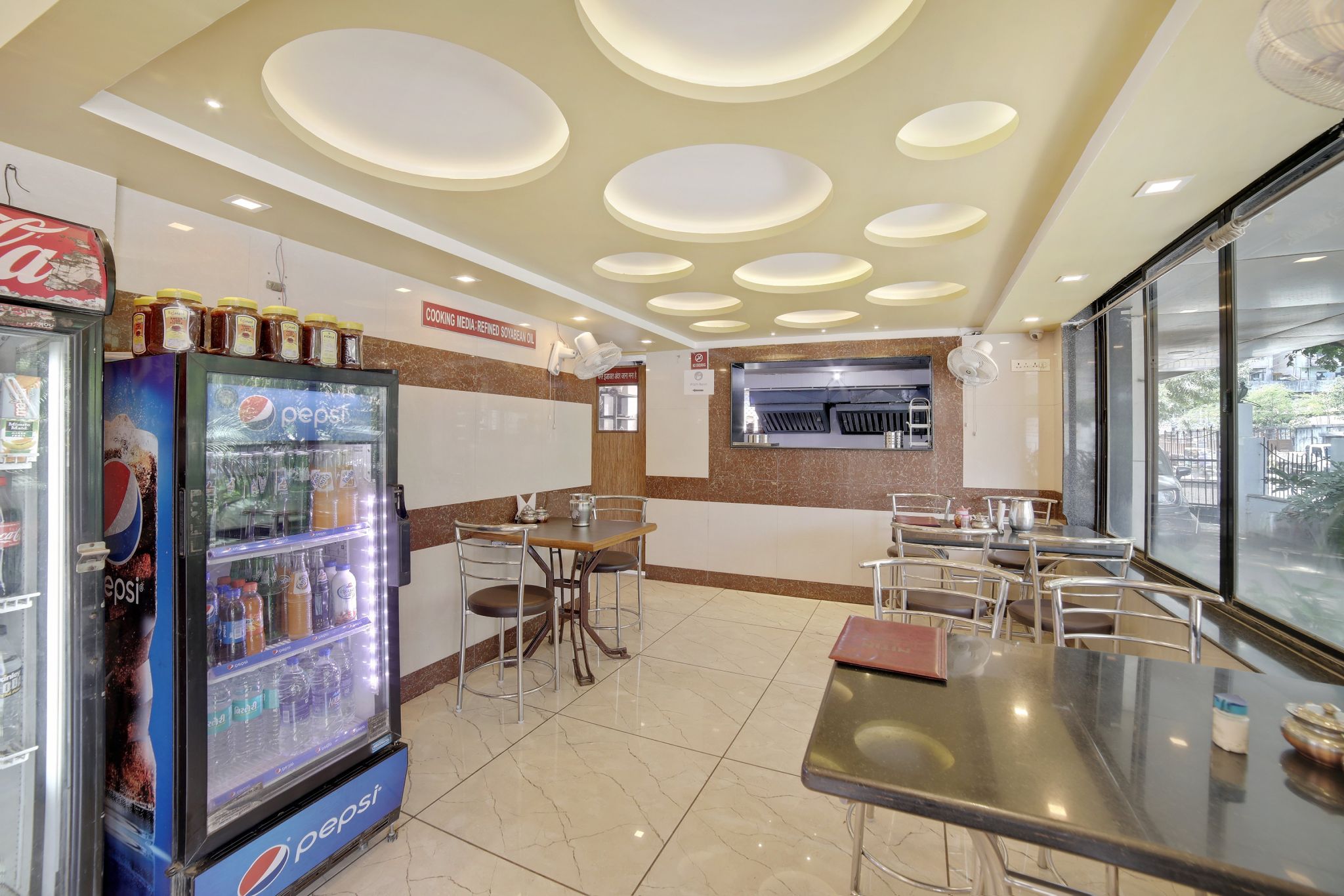 undefined Hotel Gujrat 6