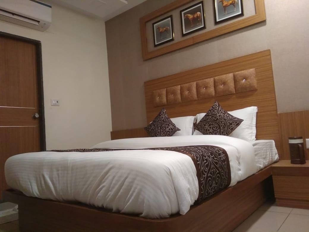 HOTEL RK PALACE Deluxe Room 7