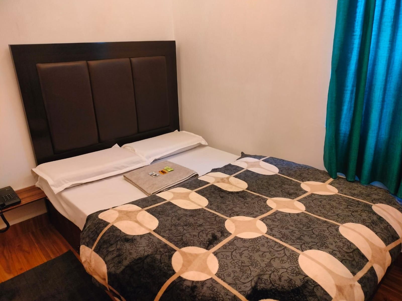 Queen Room