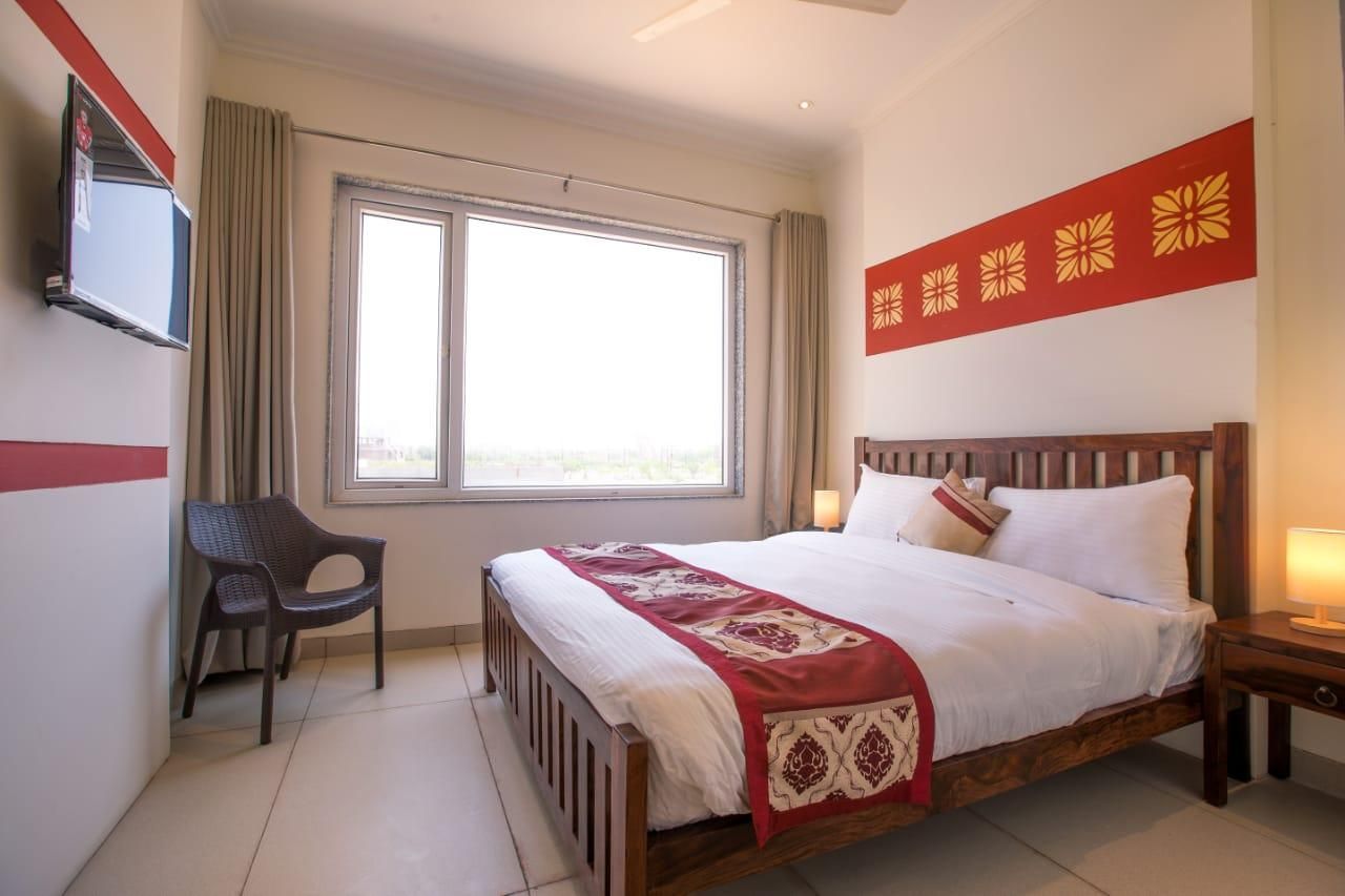 Hotel Vrindwood Deluxe Room 4